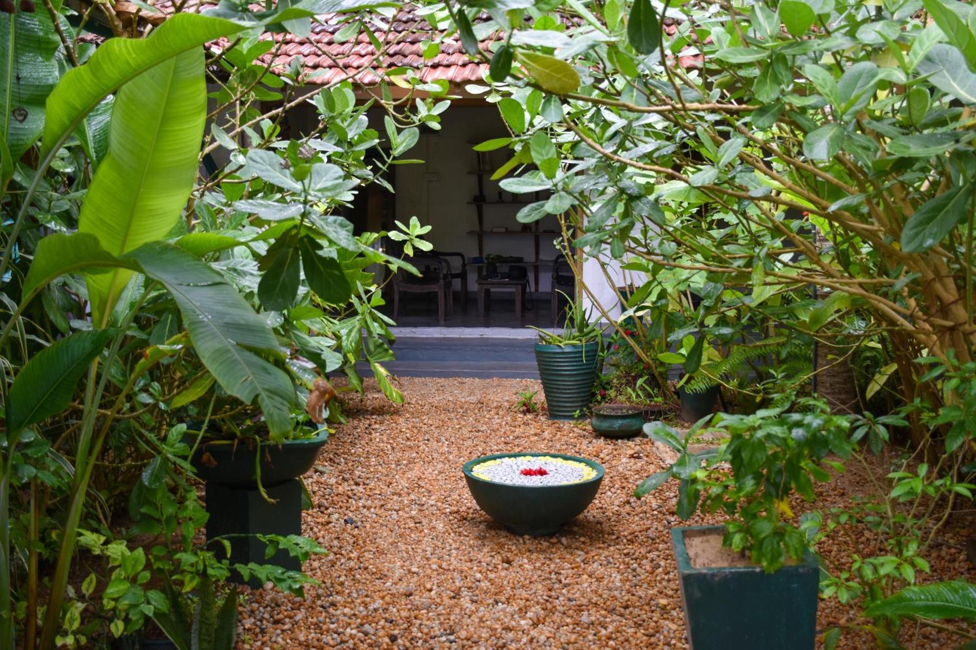 Cinnamon Mantra Luxury Villa 贝鲁沃勒 外观 照片