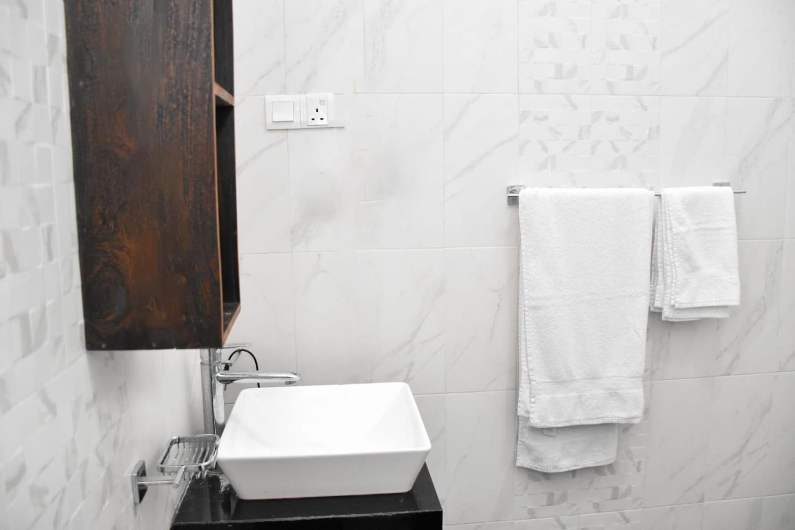 Cinnamon Mantra Luxury Villa 贝鲁沃勒 外观 照片
